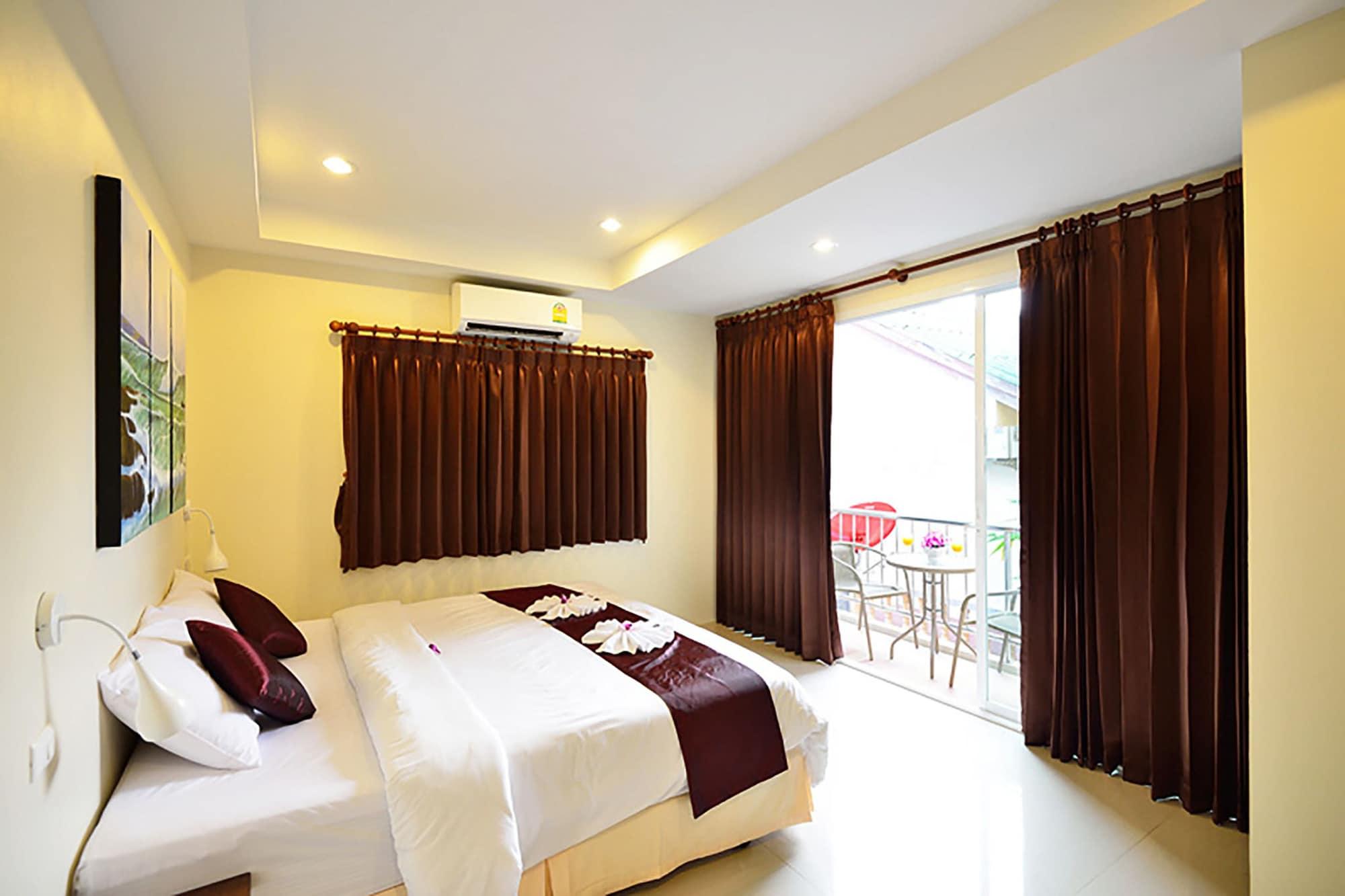 At Kamala Hotel Екстер'єр фото
